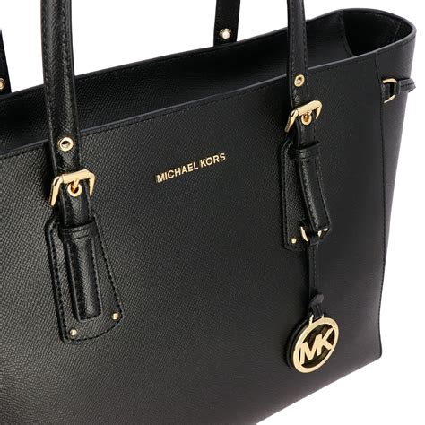 michael kors bolsos material|bolso Michael Kors outlet.